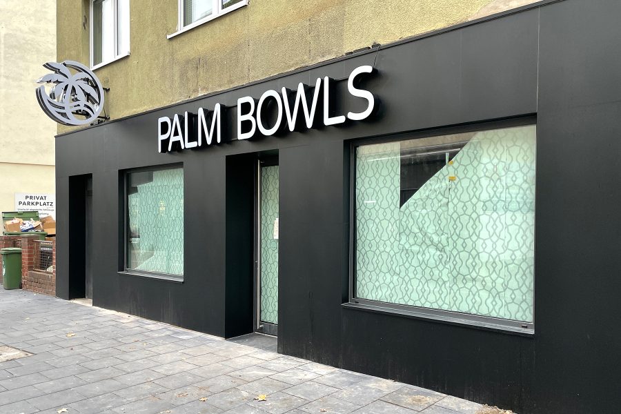 Schaufensterbeschriftung Mainz Werbetechnik Palm Bowls